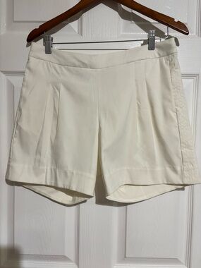 Nike Cream Golf Shorts Medium